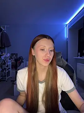 Uniartenn Live XXX chat