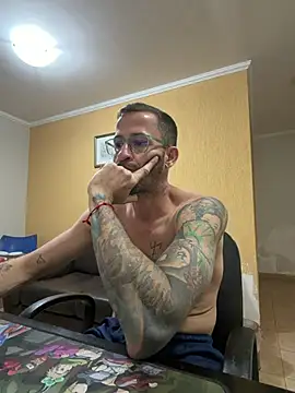 Chat +18 de MeladoDiMel ao vivo