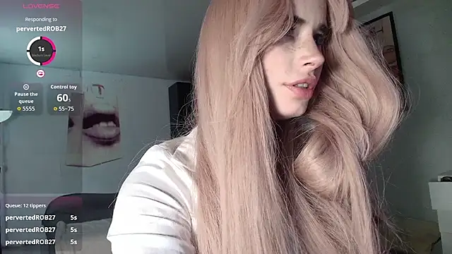Živý XXX chat PieraMarch