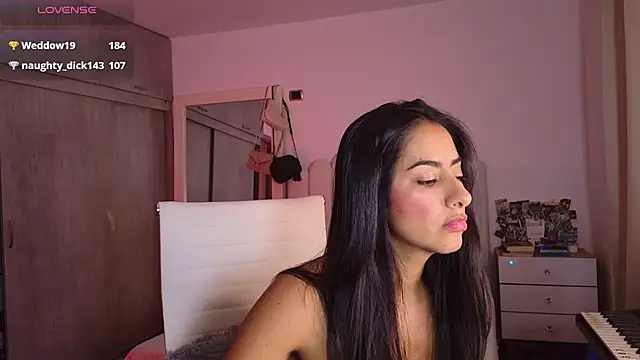 Brown_skin11 élő XXX-chatje