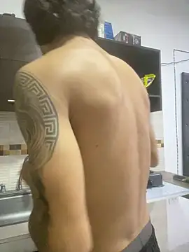 Chat XXX en directo de Kriss_Edwards
