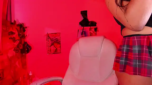 Devil_Kitsa Adlı Modelin Canlı XXX Sohbeti