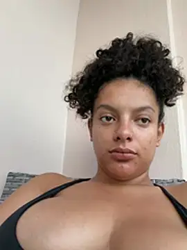 Czat XXX na żywo – allybluee777
