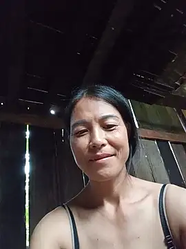 Lily-ly's Live XXX Chat