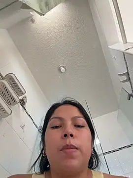 Chat +18 de ISABELLA__LUNA ao vivo
