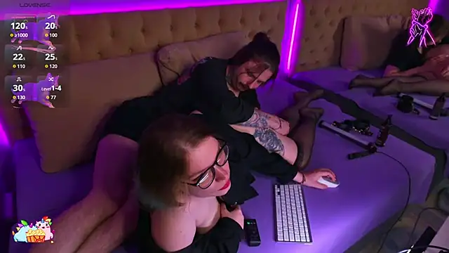 DaisyNFenris Chat XXX live