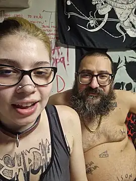whatevaandissues Webcam Show