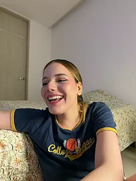 NicoleCut: απευθείας συνομιλία ΧΧΧ