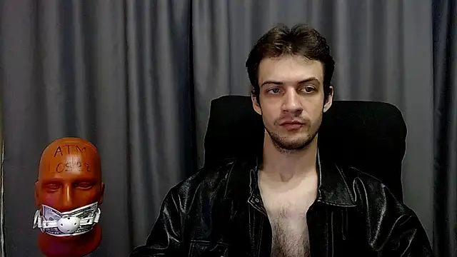 _Damien_thorn_ Adlı Modelin Canlı XXX Sohbeti