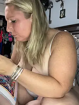 sweetkacibaby's Webcam Show