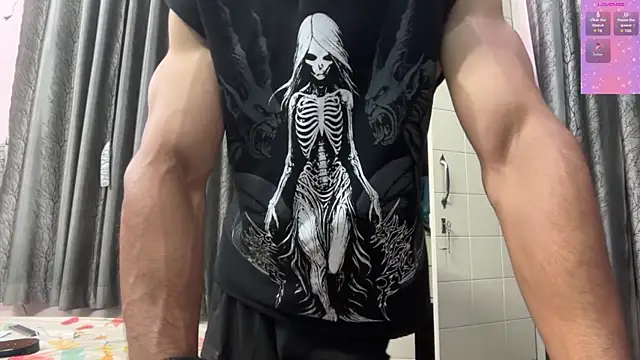 Онлайн чат XXX DevilsFavoriteBoy