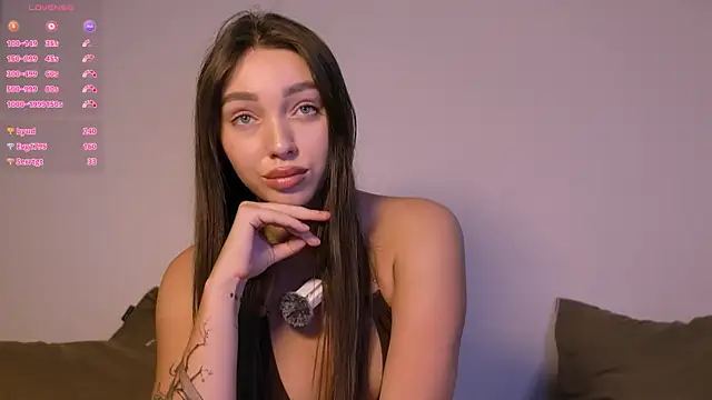 Emilia_mala's Live XXX Chat