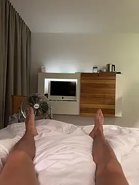 Toyjungee's Live XXX Chat