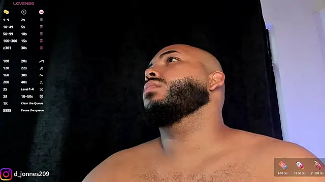 XXX chat uživo modela DilanJonnes_