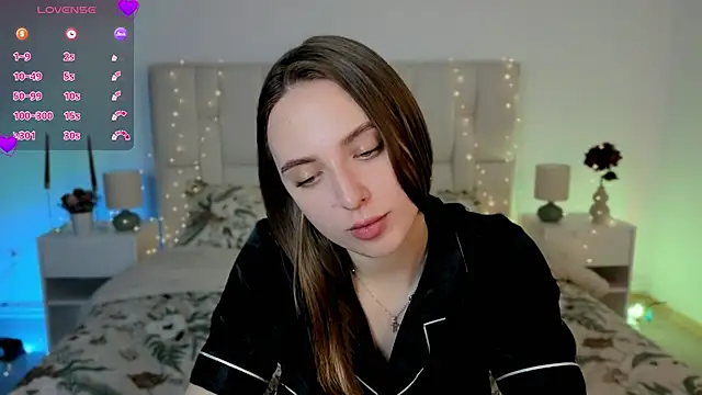 Cornelia_kitty Chat XXX live