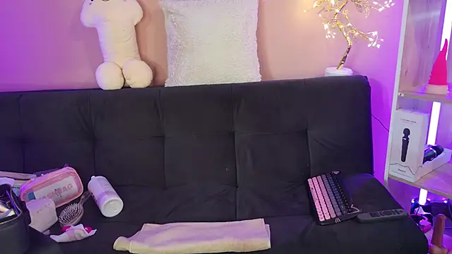 Czat XXX na żywo – lilly_sweett