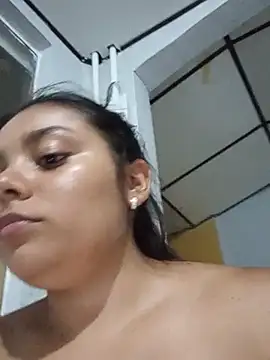 stefanie010 Chat XXX in diretta