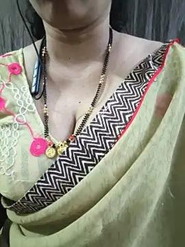bhuvana_555 – Live XXX-chat