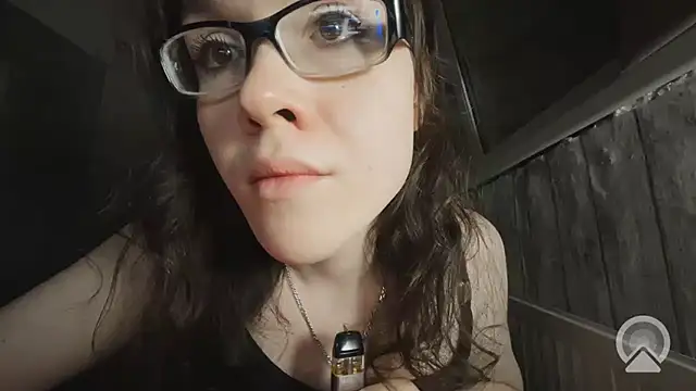 RachelSav élő XXX-chatje