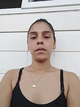 Saray_queen1's Live XXX Chat