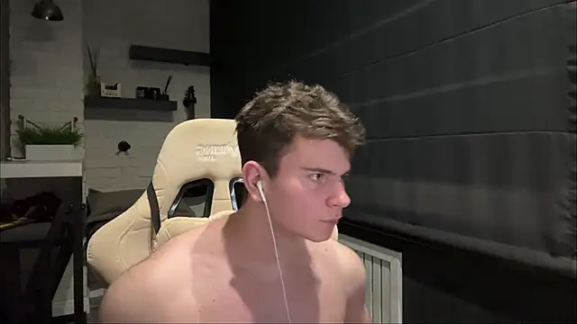dinovl Live XXX Chat