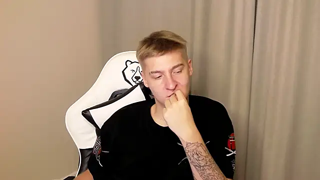 MrSexyCum4U: απευθείας συνομιλία ΧΧΧ