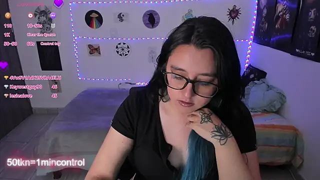 Cherry_blush_ Chat XXX in diretta
