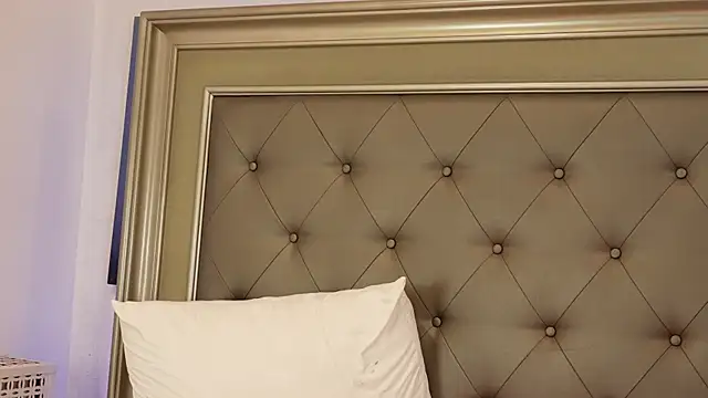 LeilaBie Live XXX Chat