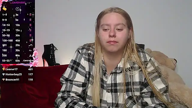 Mia_lou05's Live XXX Chat