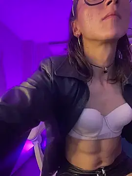 Chat XXX ao vivo de Elysianpair