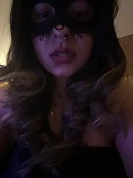 Bossy-Amy Adlı Modelin Canlı XXX Sohbeti