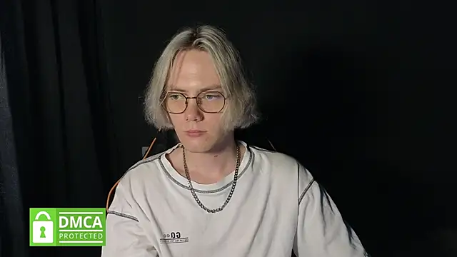 Keytaro XXX чат на живо