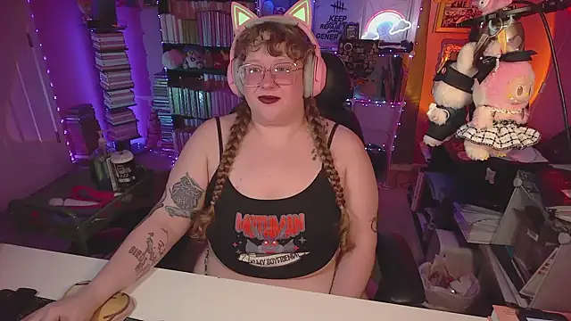 FatVeronica's Live XXX Chat