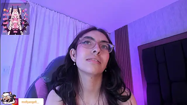 Molly_A Live XXX-Chat