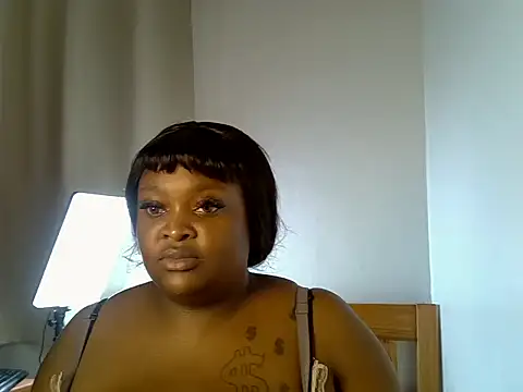 Juicymelonia's Live XXX Chat