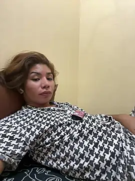 MaxxineMorenaTs live XXX chat
