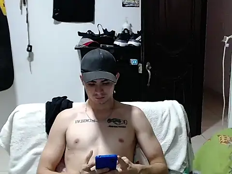 Zac_Efront 现场XXX聊天
