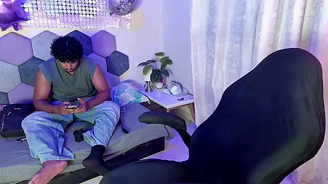 دردشة Horny_tgn الجنسية المباشرة