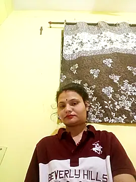 Priti_hote Chat XXX in diretta