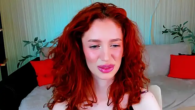 ChristinaConteeree Chat XXX in diretta
