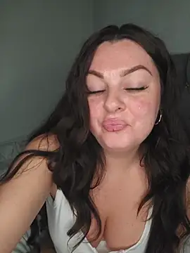 BaddieBellaUK Live XXX Chat