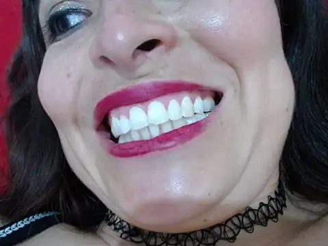 Chat +18 de Alexandrasaenz ao vivo