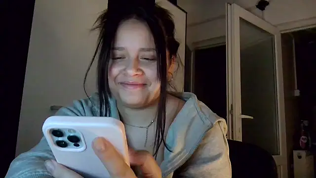 BellaVibesweet Chat XXX live