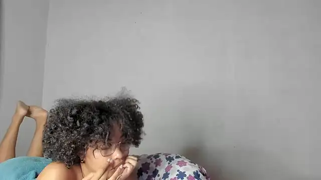 Jade_Dorthini Obrolan Langsung XXX