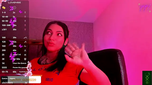 Chat +18 de Naomy_Gomez_ ao vivo