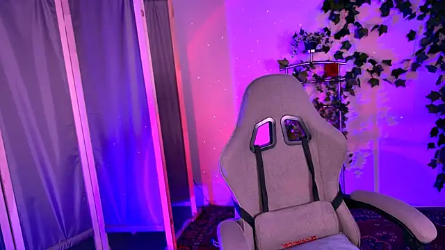 Chat +18 de Kumiho_7777 ao vivo