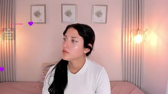 Chat XXX en directo de Sallyrosee_
