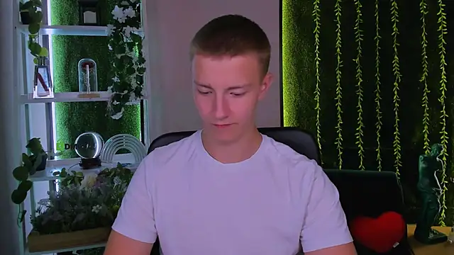 noah_nero – Naživo XXX chat