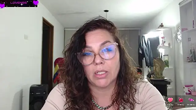 Myrnasexxx: απευθείας συνομιλία ΧΧΧ