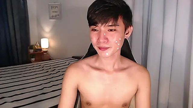 XXX chat uživo modela asian_dai